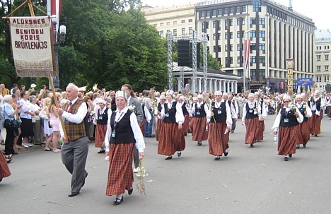 Alūksnes senioru koris 
