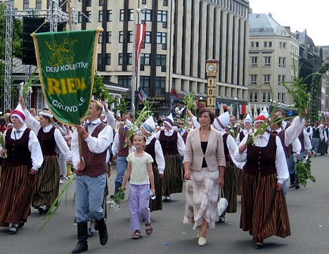 20080707-dziesmu sveetku gaajiens2 1021 24583