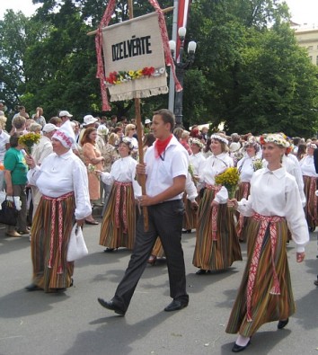 20080707-dziesmu sveetku gaajiens2 618 24754