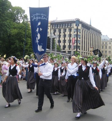 20080707-dziesmu sveetku gaajiens2 650 24773