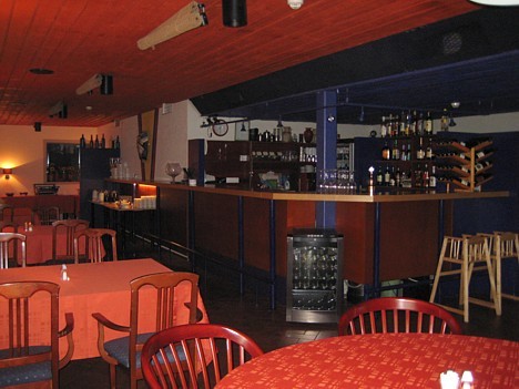 Bārs un restorāns 25966