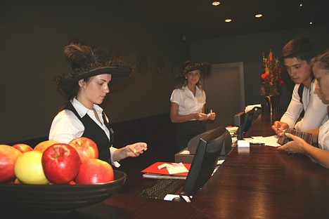 Viesnīcas personāls pievērš lielu uzmanību servisa sīkumiem, kas padara uzturēšanos šajā viesnīcā par patīkamu pasākumu 26412