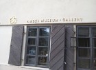 Baltijas dzintara mākslas centrs atrodas Viļņā, Šv.Mykola gatvē 12 1