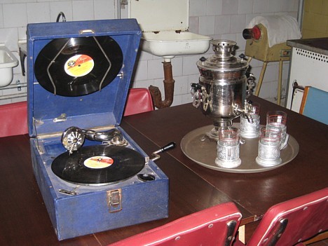 Nostaļģijai - gramofons un samovars