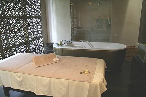 SPa centrs piedāvā dažādas īpašās procedūras: „Vanagupe Signature Facial and Body Kur“ , „Vanagupė Amber“, pēc procedūram katram klientam tiek izpildī SPa centrs piedāvā dažādas īpašās procedūras: „Vanagupe Signature Facial and Body Kur“ , „Vanagupė Amber“, pēc procedūram katram klientam tiek izpildī 27857