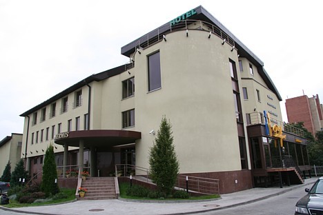 Viesnīca Hotel Hermis atrodas pie Kauņas lielā krustojuma (pie degvielas stacijas Statoil), kur ceļi sadalās uz Daugavpili, Viļņu, Klaipēdu un Rīgu - Viesnīca Hotel Hermis atrodas pie Kauņas lielā krustojuma (pie degvielas stacijas Statoil), kur ceļi sadalās uz Daugavpili, Viļņu, Klaipēdu un Rīgu - 27905