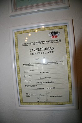 06 27932