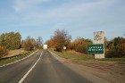 Latvijas un Lietuvas robeža ir bez kontroles pārbaudes, lai gan muitas un robežsardzes automašīnas var manīt dažus km tālāk 14