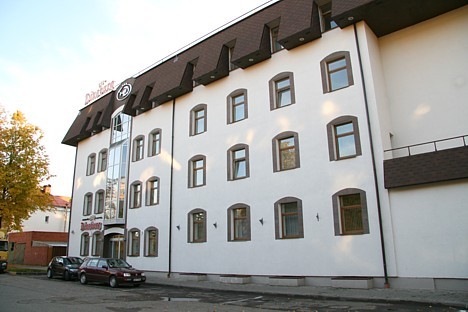 Viesnīca Dinaburg atrodas Daugavpilī, Dobeles ielā 39 28152