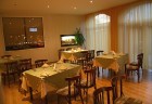 Restorāns Dinaburg ar izsmilcinātu Eiropas virtuvi ir viens no elegantākajiem Daugavpils restorāniem, kur viesi var izbaudīt maltīti klusā un patīkamā 13
