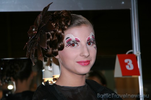 Izstāde Baltic Beauty World 2008 piedāvaja - ajurvēdiskās procedūras, granātābolu maniķīru, sojas sveču terapiju, nagu modelēšanu franču tehnikā Izstāde Baltic Beauty World 2008 piedāvaja - ajurvēdiskās procedūras, granātābolu maniķīru, sojas sveču terapiju, nagu modelēšanu franču tehnikā 28562