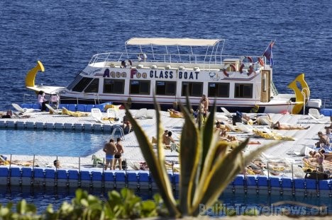 Viesiem nav jāpamet Domina Coral Bay kūrorta robežas, lai dotos ekskursijā izbraucienā ar laivu ar caurspīdīgu klāju Viesiem nav jāpamet Domina Coral Bay kūrorta robežas, lai dotos ekskursijā izbraucienā ar laivu ar caurspīdīgu klāju 29234
