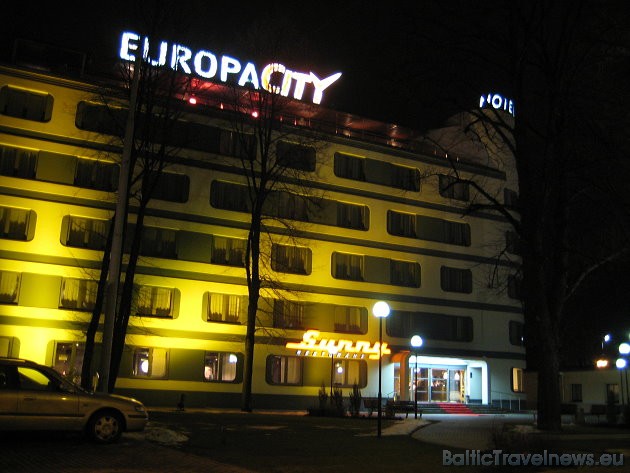 Ja Jūs nezināt kā pavadīt vakaru, lai atpūstos un gūtu pozitīvas emocijas, apmeklējiet kādu no viesnīcas Europa City Riga organizētajiem pasākumiem 31429