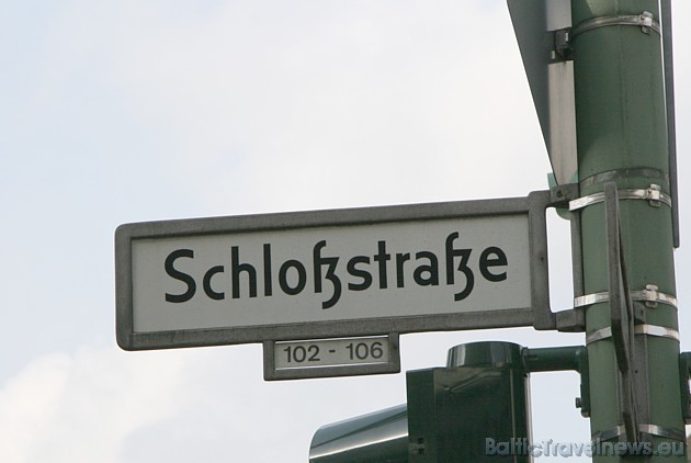 Schloßstraße - ir īsta vāciešu iepirkumu vieta, jo tūristi šeit reto reizi ieklīst 31683