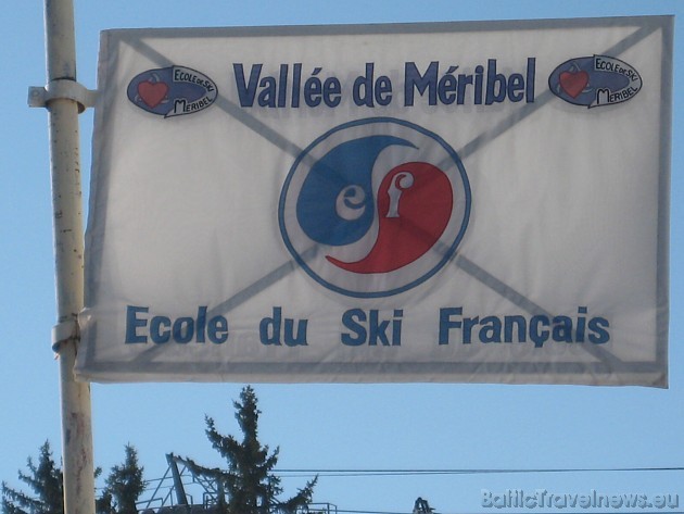 Slēpošanas kūrortā strādā pacietīgi un profesionāli slēpošanas instruktori, pat tādi, kas kādreiz ir bijuši Francijas izlases treneri vai arī profeisi 31848