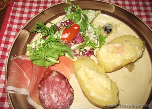 Tradicionālās Savojas reģiona virtuves pamatprincips ir izmantot visu līdz Tradicionālās Savojas reģiona virtuves pamatprincips ir izmantot visu līdz