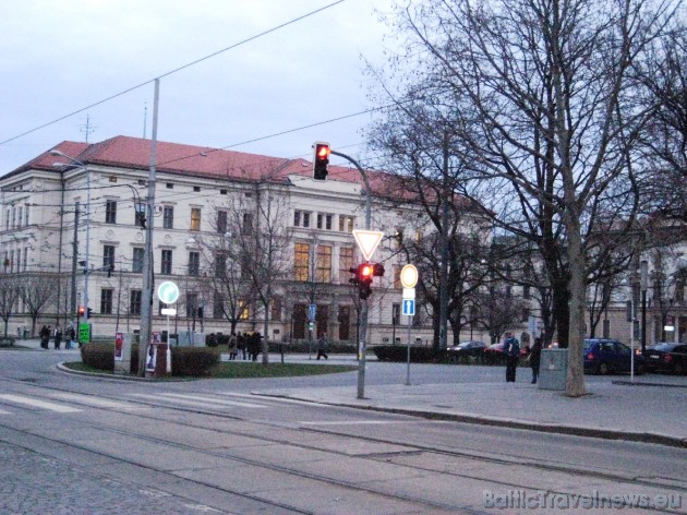 Interesanta ikvienam būs pastaiga pa vecpilsētas ieliņām 32748