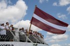 Latvijas karoga pacelšana uz kruīzu prāmja Romantika 6