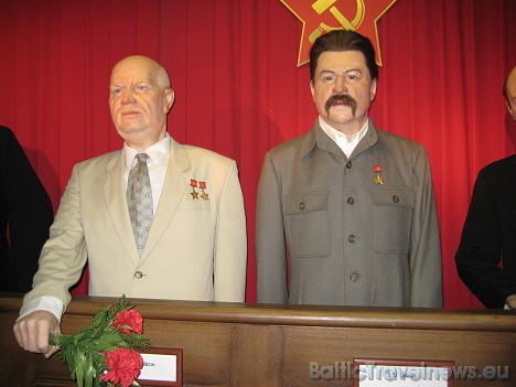 N. Hruschov un J. Stalin 33233