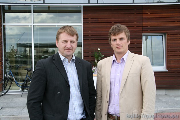 Aivars Mackevičs (BalticTravelnews.com direktors) un Jānis Vanags (airBaltic sabiedrisko attiecību vadītājs) Aivars Mackevičs (BalticTravelnews.com direktors) un Jānis Vanags (airBaltic sabiedrisko attiecību vadītājs) 34380
