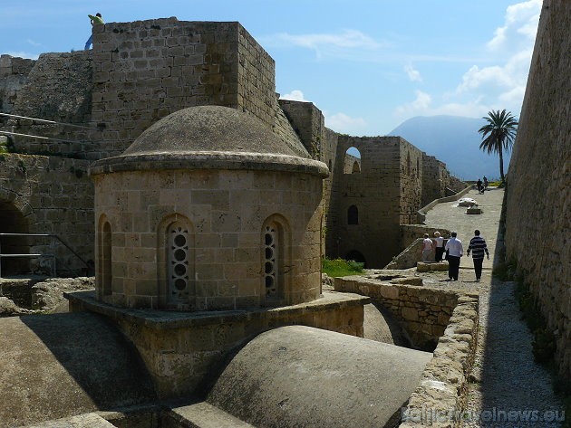 Bizantiešu bazilika Kirēnijas cietoksnī 34711