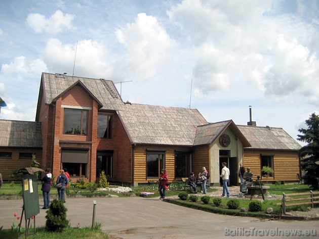 Skulptūru studija - galerija Šulinys piedāvā iepazīt skulptora H.Orakauska orģinālo darbu ekspozīciju Skulptūru studija - galerija Šulinys piedāvā iepazīt skulptora H.Orakauska orģinālo darbu ekspozīciju 34767