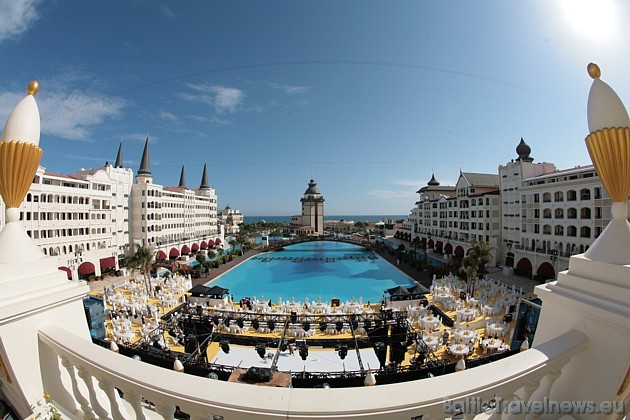 Turcijas viesnīcas Mardan Palace atklāšanas salūts 23.05.2009 - www.mardanpalace.com. Foto: - www.raiturs.lv Turcijas viesnīcas Mardan Palace atklāšanas salūts 23.05.2009 - www.mardanpalace.com. Foto: - www.raiturs.lv 34886