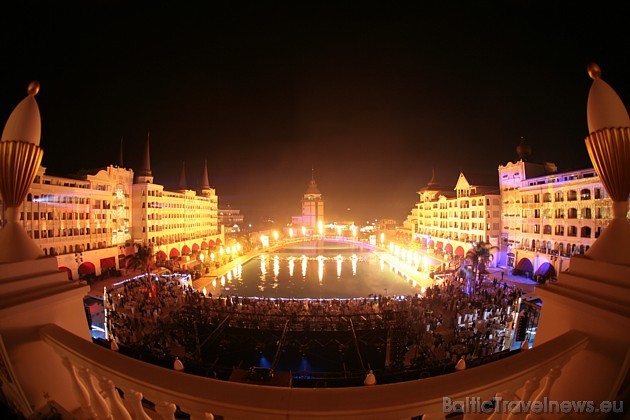 Turcijas viesnīcas Mardan Palace atklāšanas salūts 23.05.2009 - www.mardanpalace.com. Foto piedāvā: - Raiturs.lv Turcijas viesnīcas Mardan Palace atklāšanas salūts 23.05.2009 - www.mardanpalace.com. Foto piedāvā: - Raiturs.lv 34891