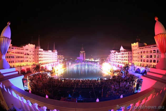 Turcijas viesnīcas Mardan Palace atklāšanas salūts 23.05.2009 - www.mardanpalace.com. Foto piedāvā: - Raiturs.lv Turcijas viesnīcas Mardan Palace atklāšanas salūts 23.05.2009 - www.mardanpalace.com. Foto piedāvā: - Raiturs.lv 34892