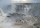 Iguasu ūdenskritums atrodas uz Brazīlijas un Argentīnas robežas. Skats uz ūdenskritumu no Brazīlijas puses 2