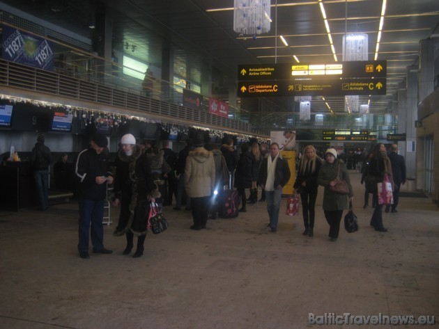 21.12.2009 starptautiskajā lidostā Rīga pirmo reizi lidostas vēsturē viena kalendārā gada laikā sagaidīja 4 miljono pasažieri 38857