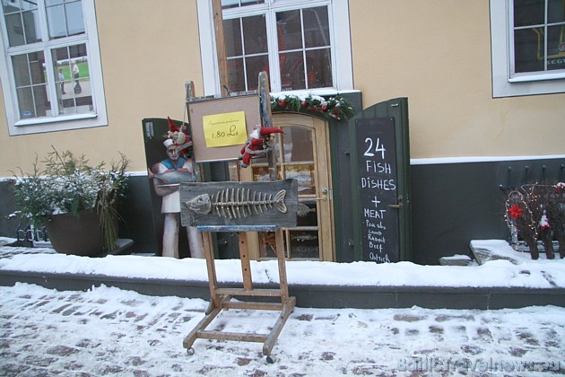 Restorāns Taverna pie Senā Dzintara Ceļa 2009.gada rudenī atvēra blakus esošās telpās zivju restorānu Restorāns Taverna pie Senā Dzintara Ceļa 2009.gada rudenī atvēra blakus esošās telpās zivju restorānu 38883