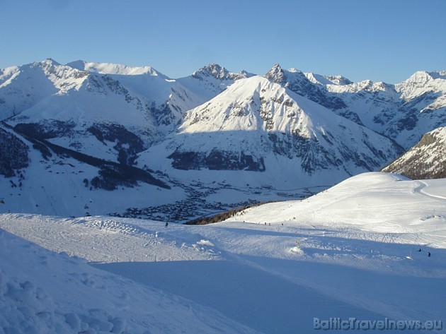 3 Alpu spožākās zvaigznes La Thuile, Courmayeur un Livinjo gaida savus slēpotājus. Vairāk informācijas: www.solarisvacations.eu 39090