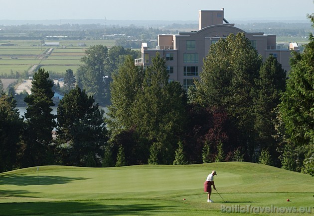 Īpaši bagāts ir sporta aktivitāšu piedāvājums - sākot no golfa...
Foto: Tourism Vancouver 39853