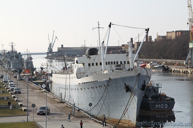 Daudzi burenieki un jahtas ienāk Liepājas centrā Daudzi burenieki un jahtas ienāk Liepājas centrā