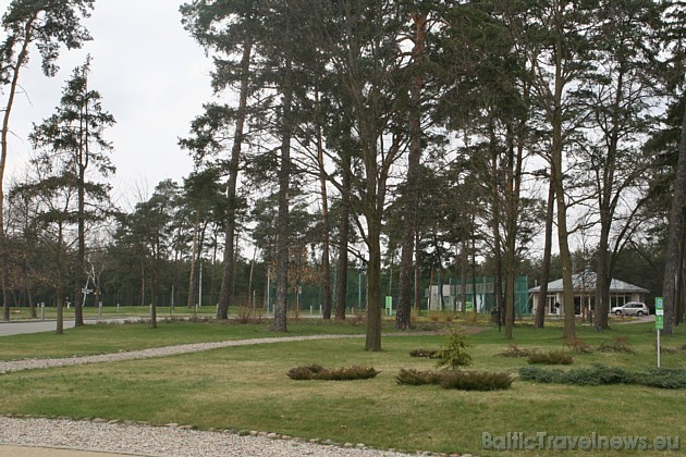 Viesnīca Holiday Inn Warsaw Jozefow pazīstama kā lieliski vieta, kur doties spēlēt golfu 42222