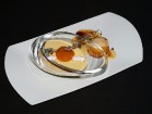 Restorāna apmeklētāji var pamieloties ar aprikožu panna cotta ar piparmētru želeju un grilētām aprikozēm medus, timiāna sabajonā 2