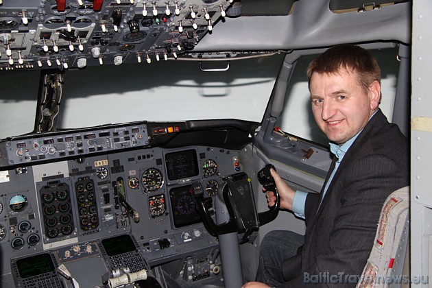 BalticTravelnews.com direktoram Aivaram Mackevičam izdevās ar daudzu palīgu starpniecību ''nosēdināt'' lidmašīnu Insbrukas lidostā 43288