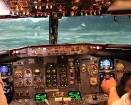 Lidmašīna pilnībā klausa pilota stūrei un uz ekrāna var redzēt lidlauku, bet vadīšanas sajūta ir neaprakstāma 13