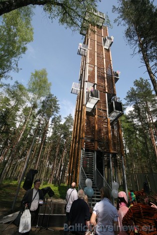 Tika atklāts jauns skatu tornis 43404
