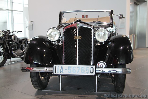 DKW F 5, 1937. gads, saražotas 3 085 vienības, maksimālais ātrums 90 km/h 43437