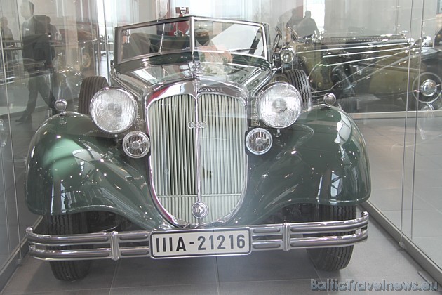 Horch 853, 1937. gads, 1 024 eksemplāri, 135 km/h 43449
