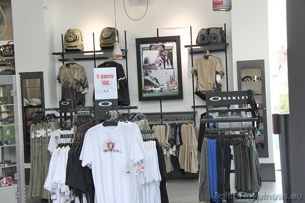 Daži no zīmoliem - Reebok, Pepe Jeans London, Adidas, S.Oliver, Esprit, Puma, Quiksilver, Nike, Schiesser, Möve, Hugo Boss, Joop, Strenesse, Escada, B Daži no zīmoliem - Reebok, Pepe Jeans London, Adidas, S.Oliver, Esprit, Puma, Quiksilver, Nike, Schiesser, Möve, Hugo Boss, Joop, Strenesse, Escada, B 43542