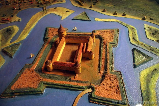 Maketā attēlota Klaipēdas pils un pilsēta XVII gs. otrajā pusē 44155