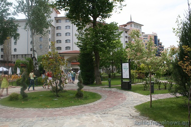 Viesnīcu iekšējais pagalms 45065