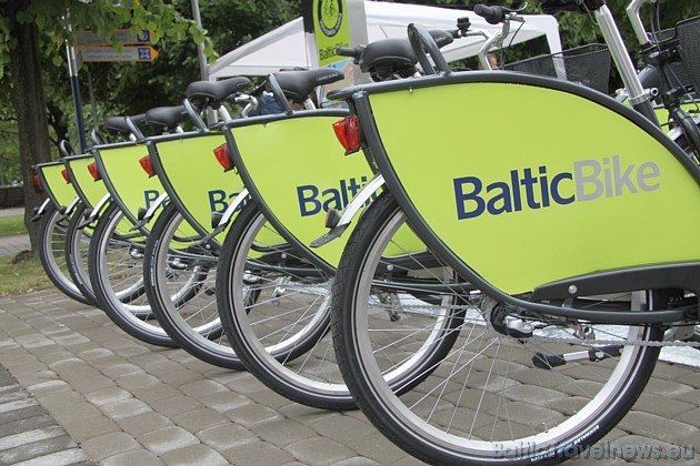 Vairāk informācijas par velosipēdu nomu BalticBike iespējams atrast interneta vietnē www.balticbike.lv Vairāk informācijas par velosipēdu nomu BalticBike iespējams atrast interneta vietnē www.balticbike.lv 45440