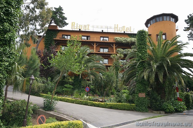 Viesnīca Rigat Park & Spa Hotel atrodas apmēram 3 km līdz kūrorta centram,80 km līdz Barselonas lidostai, 500m no viesnīcas atrodas sabiedriskā transp Viesnīca Rigat Park & Spa Hotel atrodas apmēram 3 km līdz kūrorta centram,80 km līdz Barselonas lidostai, 500m no viesnīcas atrodas sabiedriskā transp 45442