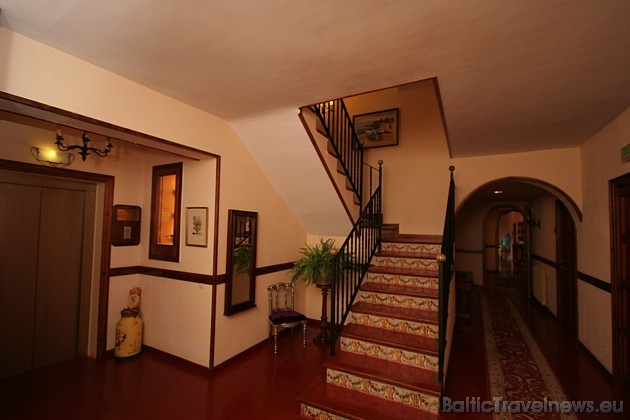 Rigat Park & Spa Hotel viesnīca renovēta 2005. gadā tai ir 3 stāvi un 1 lifts 45446