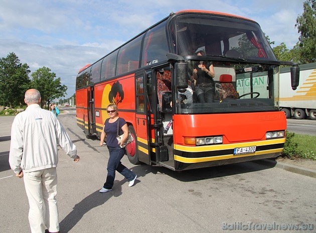Ar tūrisma aģentūras Fortuna Travel ceļojumu autobusu 25 tūristu grupā devās Latgales virzienā 45532
