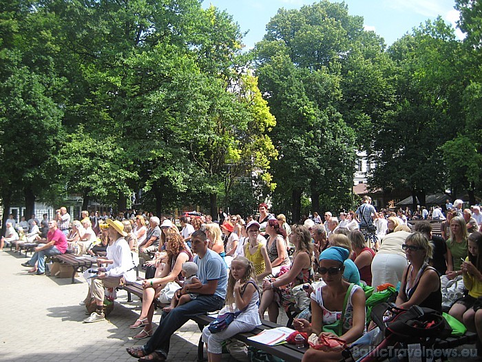 Vērmanes dārzs pulcē kuplu skaitu skatītāju 46018